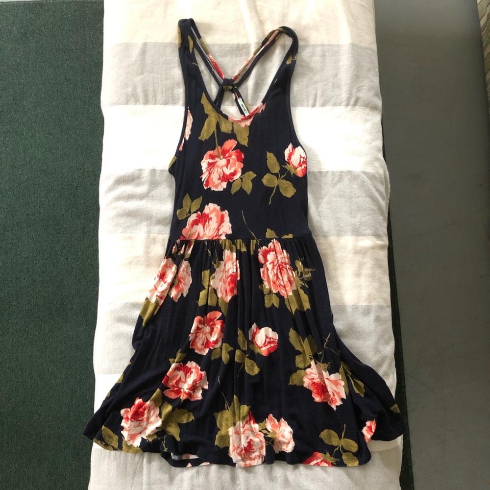 Kimchi Blue - Floral, Low Back Dress